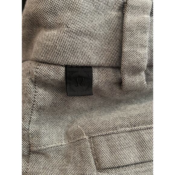 Lululemon Commission Men's Shorts Gray Size 30 with 9" inseam Chinos - Picture 7 of 8